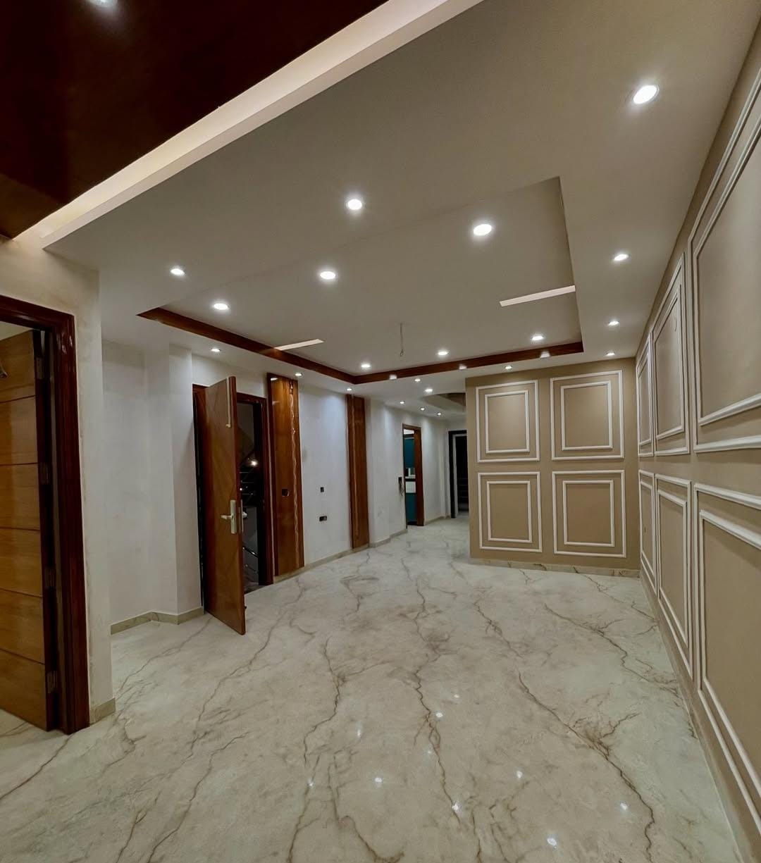 3 BHK Builder Floor For Sale in TDI The Retreat