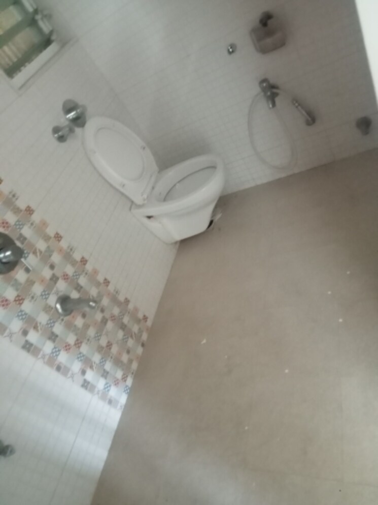 Bathroom, pnk-imperial-heights 2 Bedroom 720 Sq.Ft. Apartment In Mira Road Thane 9317290