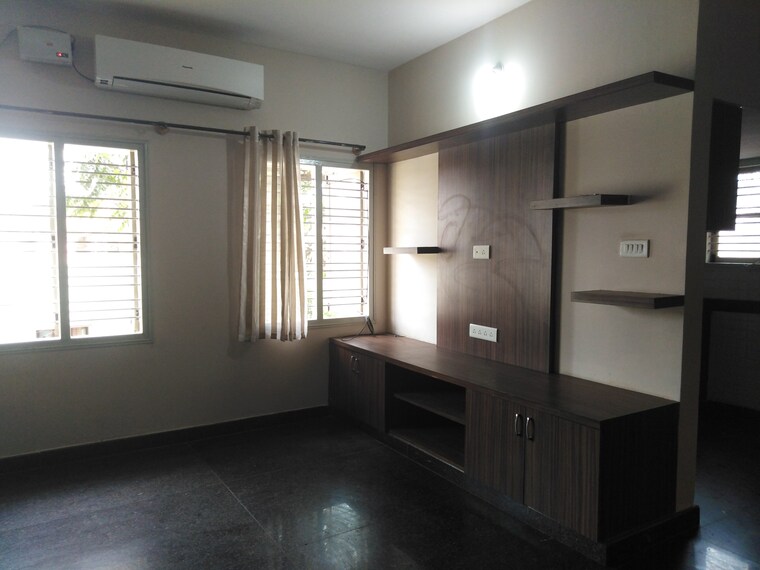 Room, rt nagar 2 Bedroom 810 Sq.Ft. Independent House In Rt Nagar Bangalore 9317227