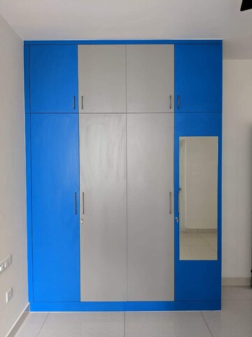 Room in 3 BHK Apartment at Prestige Lakeside Habitat, Varthur – for Rent