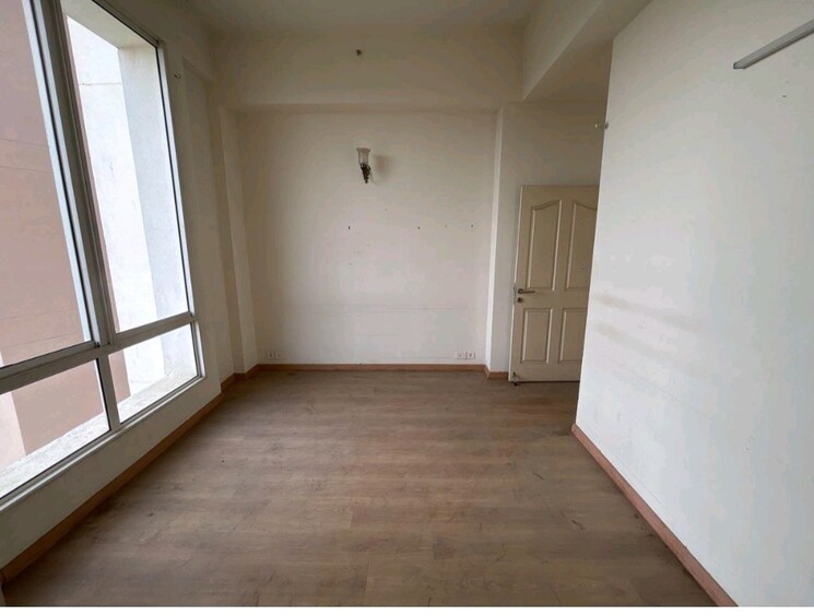 Room, pioneer-park-presidia 3 Bedroom 2455 Sq.Ft. Apartment In Sector 62 Gurgaon 9317359