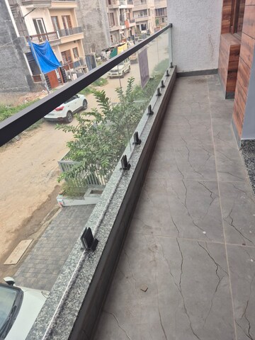 Balcony in 2 BHK Builder Floor at Sector 89 – for Rent