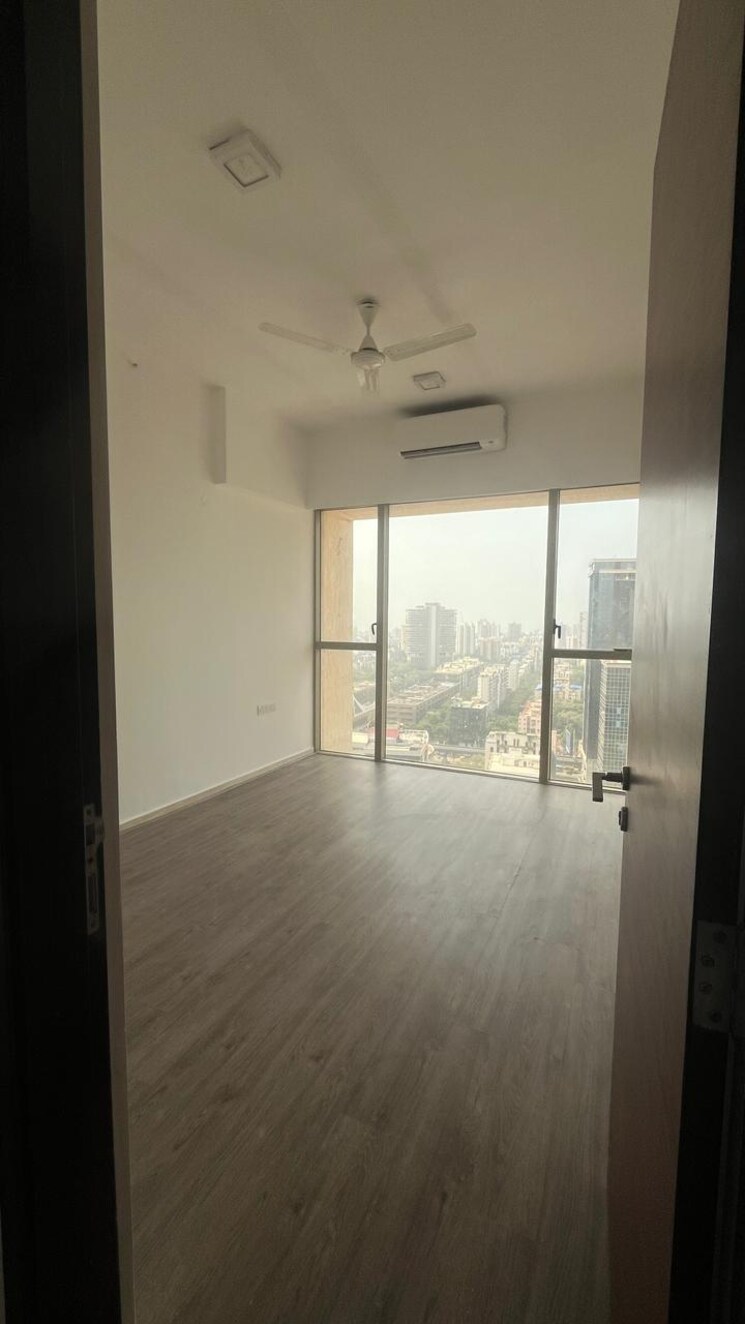 Room, transcon-triumph-tower 2 Bedroom 813 Sq.Ft. Apartment In Andheri West Mumbai 9317383