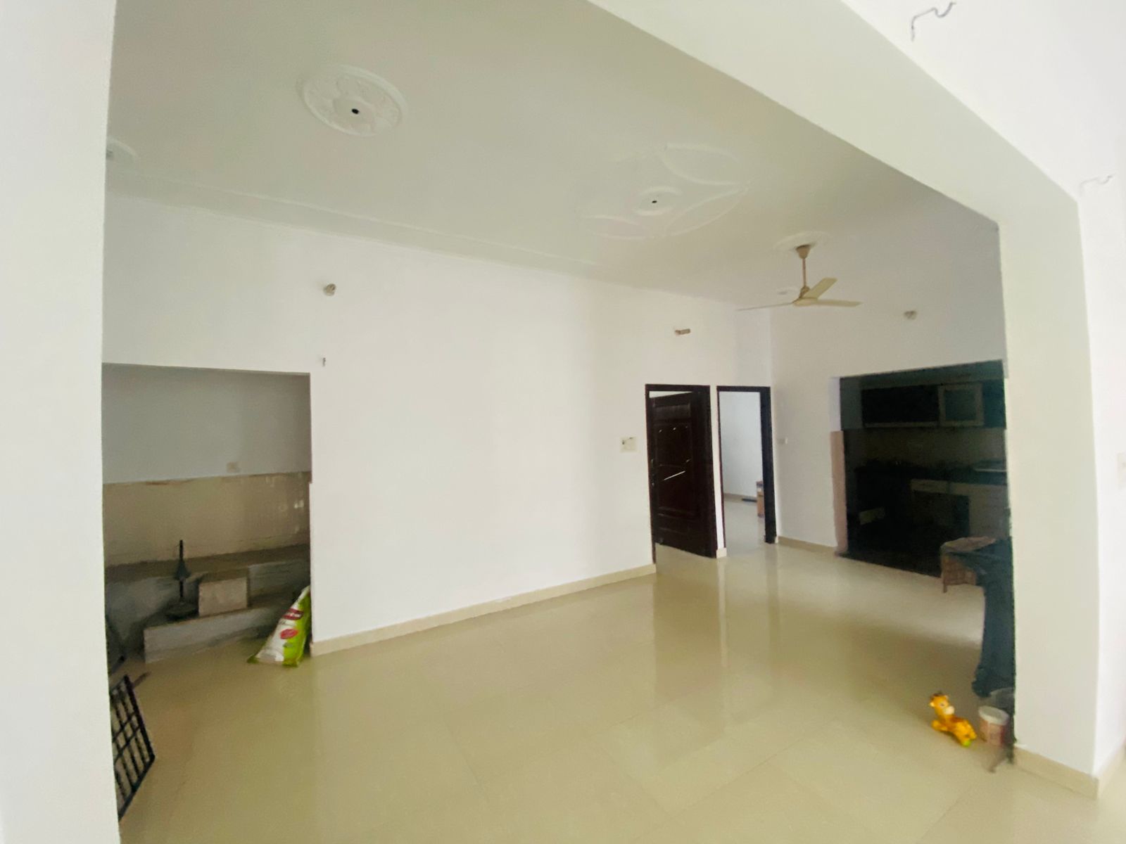 5 BHK Villa For Sale in RWA Apartments Sector 50