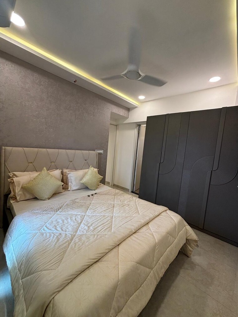 Bedroom, shreem-shree-krishna 2 Bedroom 611 Sq.Ft. Apartment In Powai Mumbai 9317420