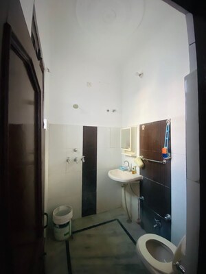 Bathroom in 5 BHK Villa at RWA Apartments Sector 50, Sector 50 – for Sale