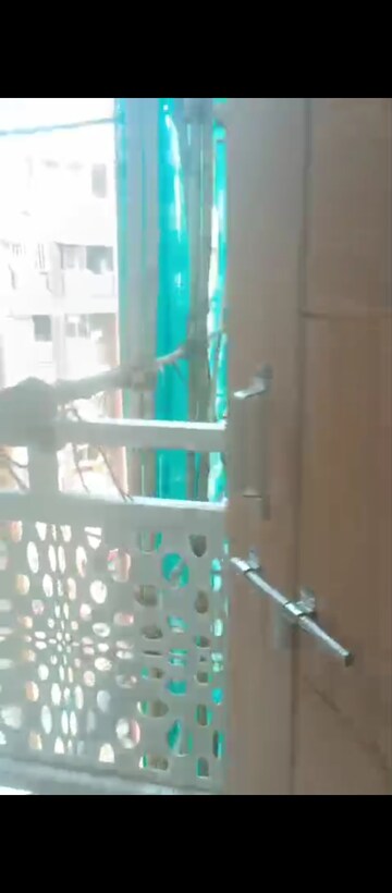 Bathroom in 1 BHK Apartment at Regency Estate, Dombivli East – for Rent