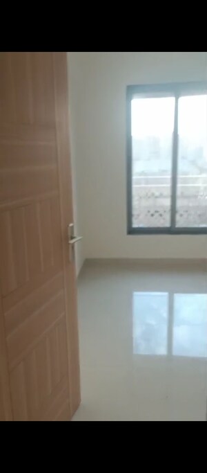 Room in 1 BHK Apartment at Regency Estate, Dombivli East – for Rent