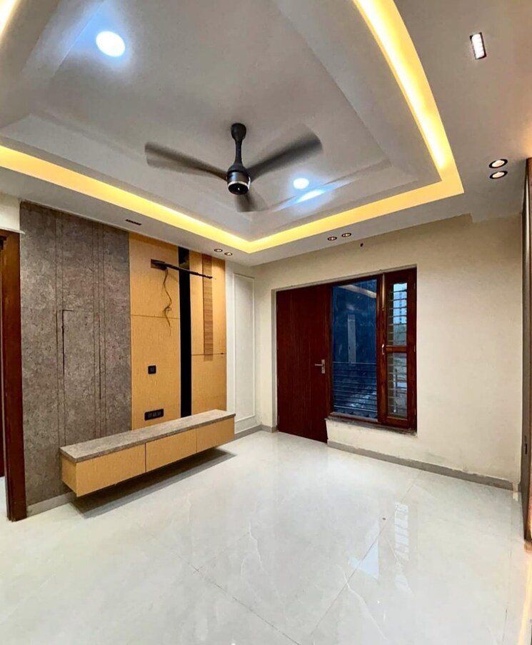Room, bp-homes 3 Bedroom 250 Sq.Yd. Builder Floor In Sector 85 Faridabad 9317459