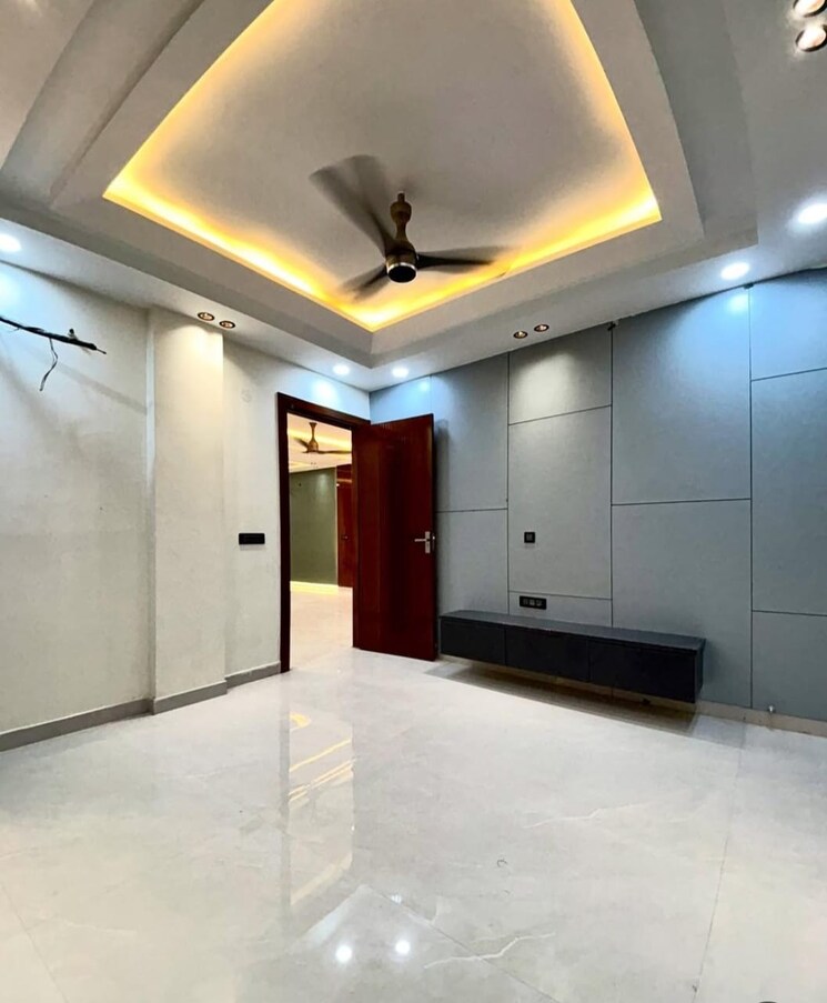 Room, bp-homes 3 Bedroom 250 Sq.Yd. Builder Floor In Sector 85 Faridabad 9317459