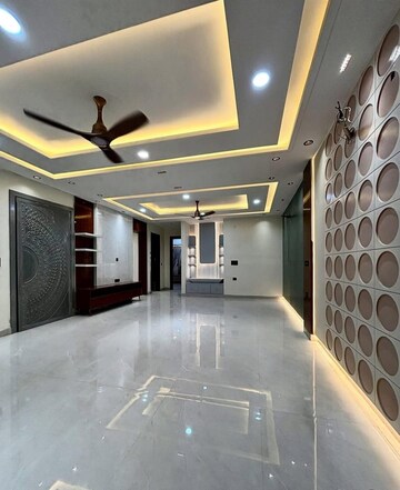 Room in 3 BHK Builder Floor at BP Homes, Sector 85 – for Sale