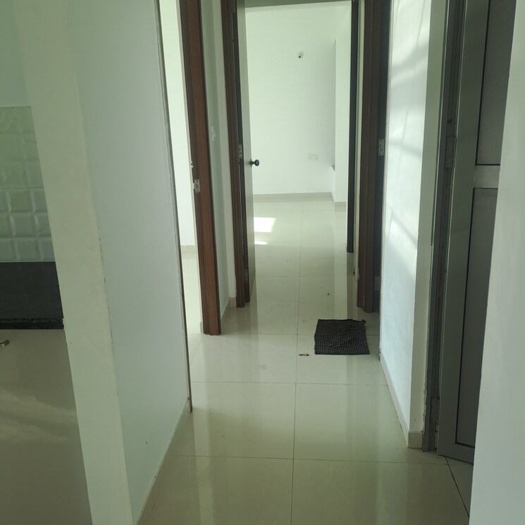 Kitchen, kalpataru-immensa 2 Bedroom 808 Sq.Ft. Apartment In Kolshet Road Thane 9317470