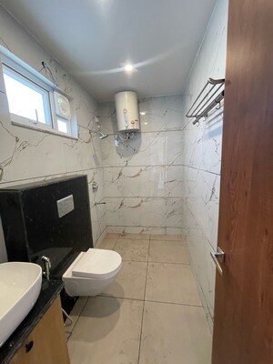 Bathroom in Studio Builder Floor at Gujrara Mansingh – for Rent