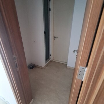 Furnished Amenities in 4 BHK Apartment at Kalpataru Immensa, Kolshet Road – for Sale