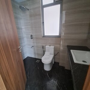 Attached Bathroom in 4 BHK Apartment at Kalpataru Immensa, Kolshet Road – for Sale