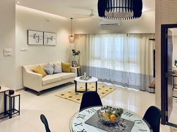 Living Room in 3.5 BHK Apartment at Microtek Greenburg, Sector 86 – for Rent