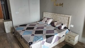 Team Area in 1 RK Apartment at Paramount Oak, Zeta I Greater Noida – for Rent