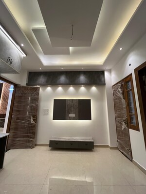 Building Lobby in 5 BHK Independent House at Saharanpur Road – for Sale