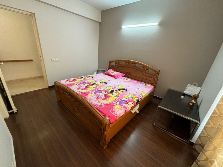 Bedroom, bestech-park-view-spa-next 3.5 Bedroom 2000 Sq.Ft. Apartment In Sector 67 Gurgaon 9317766