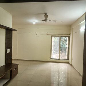 Room in 3 BHK Apartment at Aakruti Amity, Electronic City – for Rent