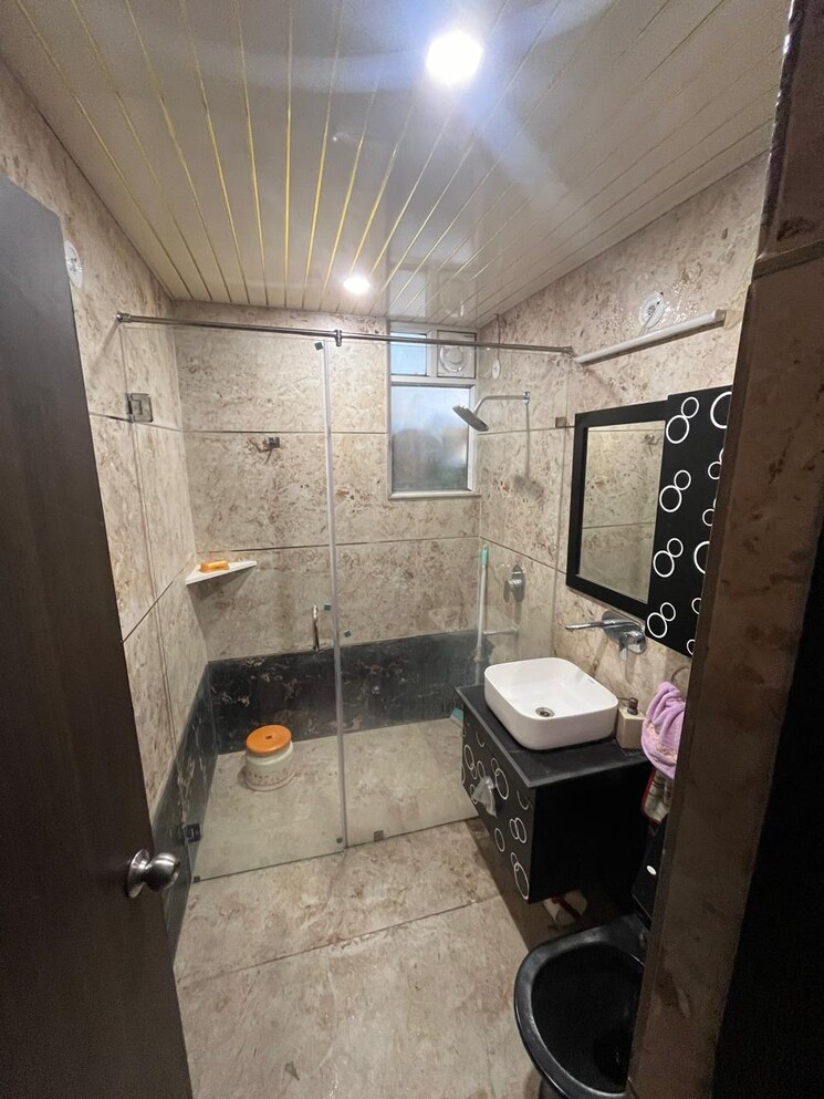 Bathroom, gms road 2 Bedroom 1700 Sq.Ft. Apartment In Gms Road Dehradun 9317763