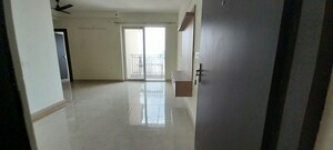 Room in 3 BHK Apartment at Signature Global Golf Greens, Sector 79 – for Rent