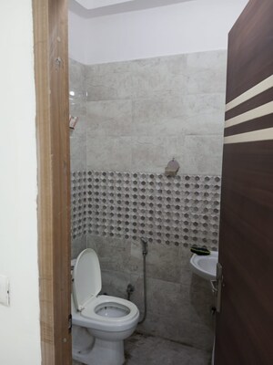 Bathroom in 5 BHK Villa at RWA Apartments Sector 41, Sector 41 – for Sale