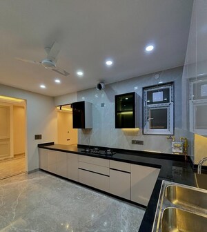 Kitchen in 3.5 BHK Builder Floor at BP Homes, Sector 85 – for Sale