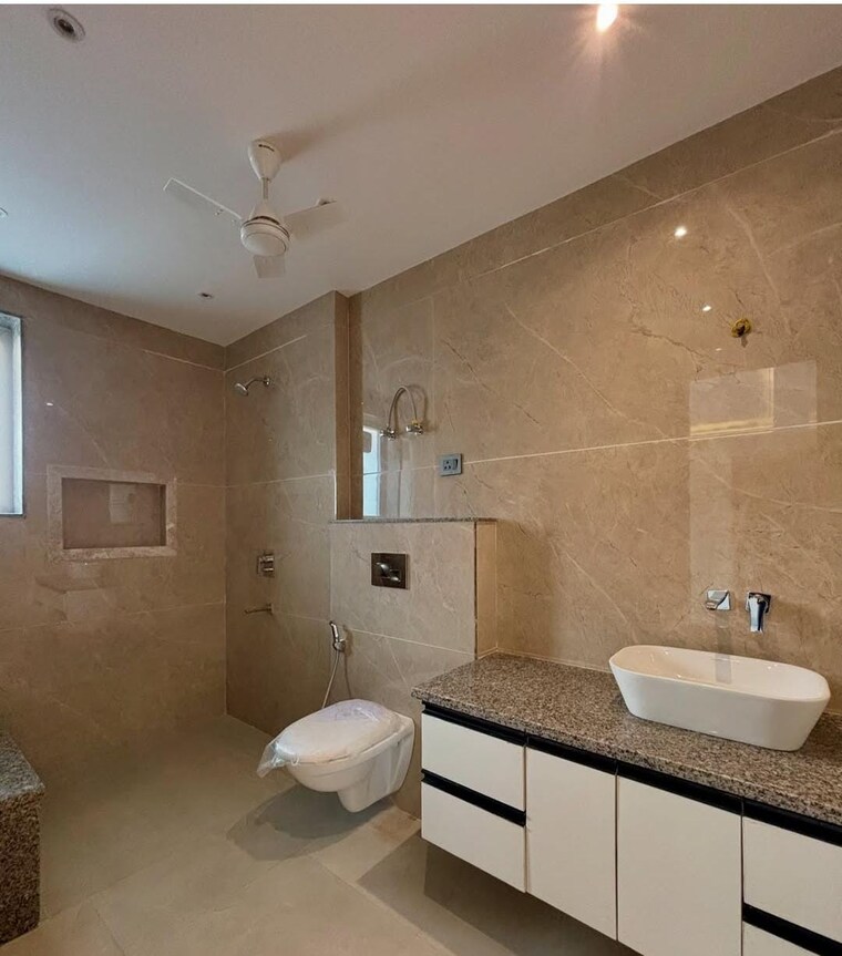 Bathroom, bp-homes 3.5 Bedroom 350 Sq.Yd. Builder Floor In Sector 85 Faridabad 9317971