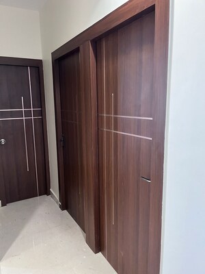 Room in 3 BHK Apartment at Signature Global Golf Greens, Sector 79 – for Rent