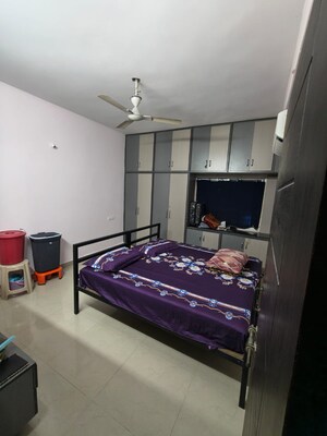 Bedroom in 3 BHK Apartment at Kondapur – for Rent