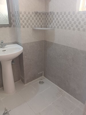 Bathroom in 2.5 BHK Apartment at Gaur City 2 - 16th Avenue, Sector 16c Greater Noida – for Rent