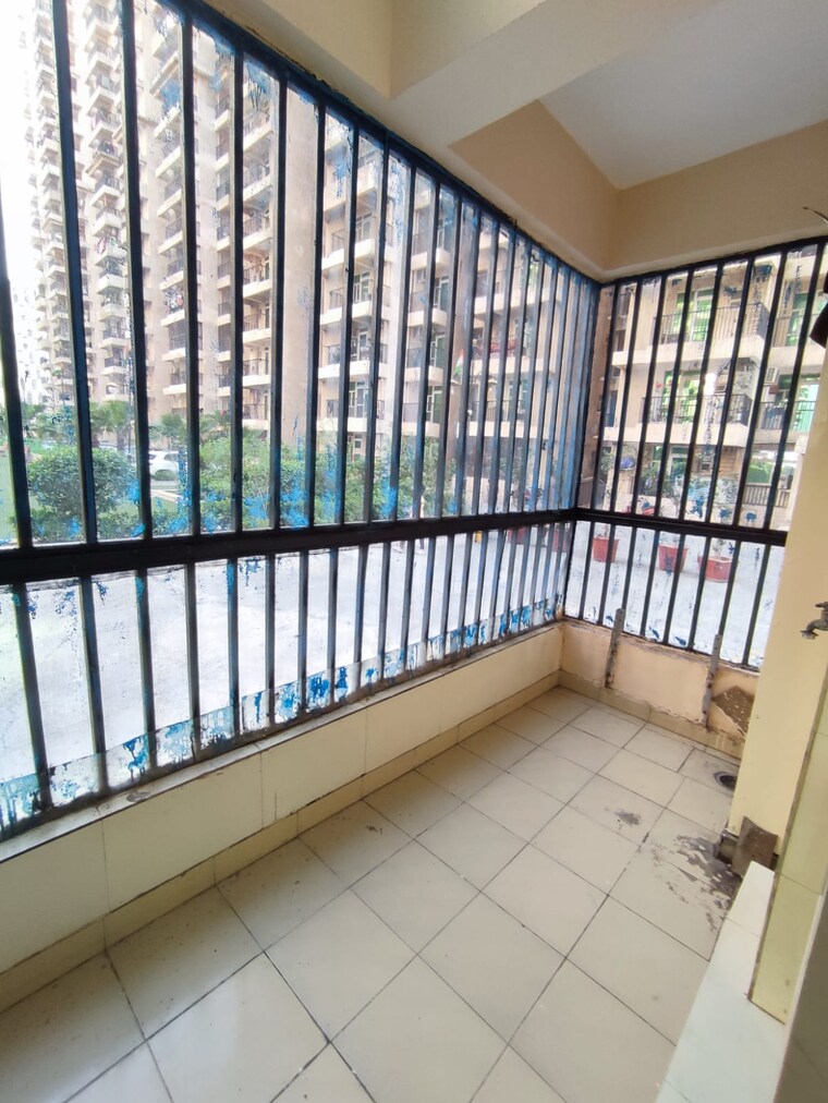 Balcony, gaur-city-2-16th-avenue 2.5 Bedroom 1205 Sq.Ft. Apartment In Sector 16c Greater Noida Greater Noida 9318093
