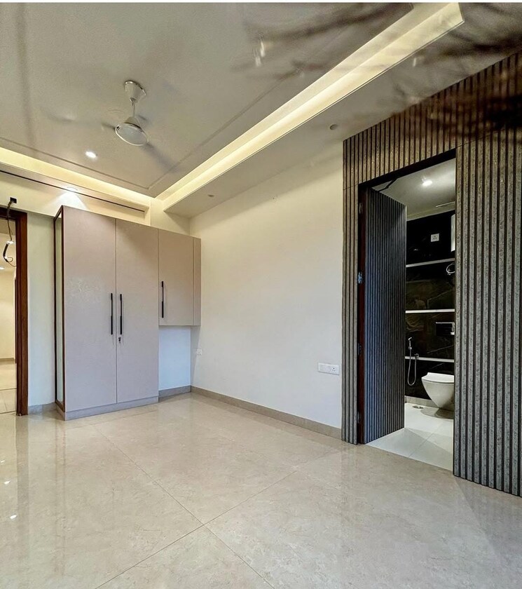 undefined, puri-aman-vilas 3 Bedroom 250 Sq.Yd. Builder Floor In Sector 89 Faridabad 9318161