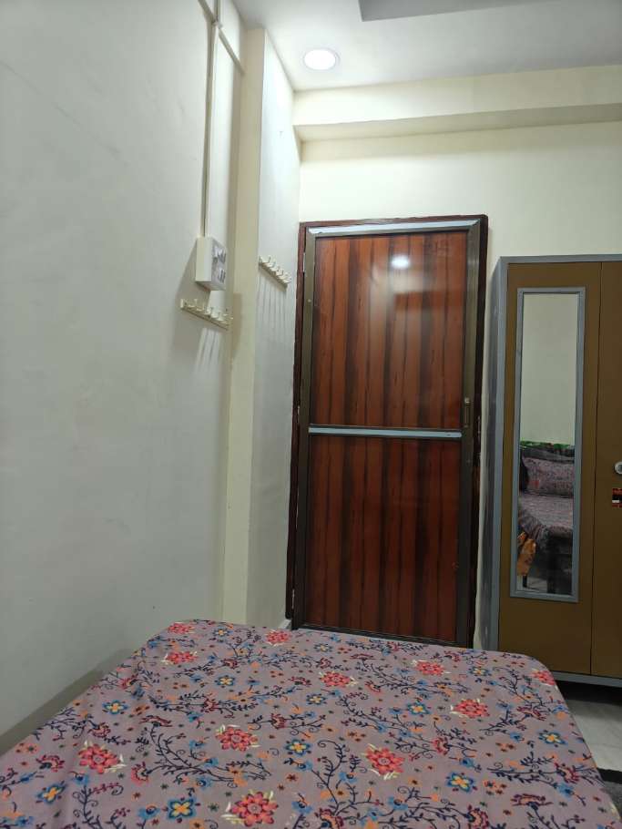 Pg For Rent in Ghar Apna 