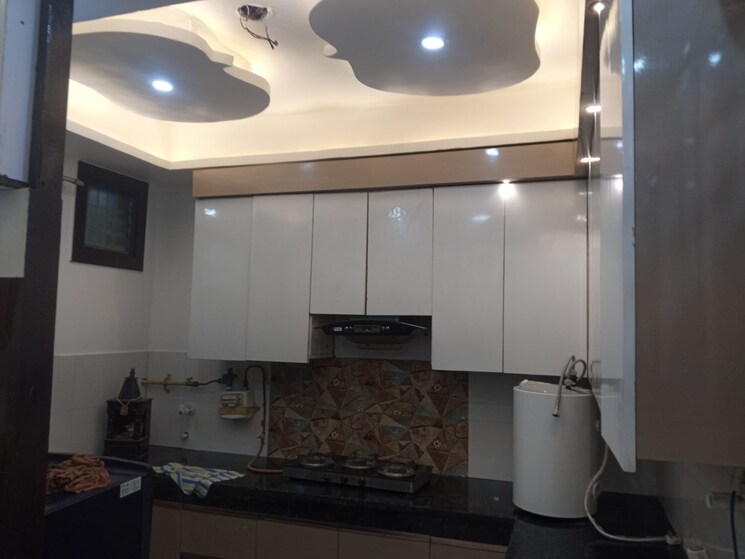 Master Bedroom, dwarka mor 3 Bedroom 900 Sq.Ft. Builder Floor In Dwarka Mor Delhi 9318192