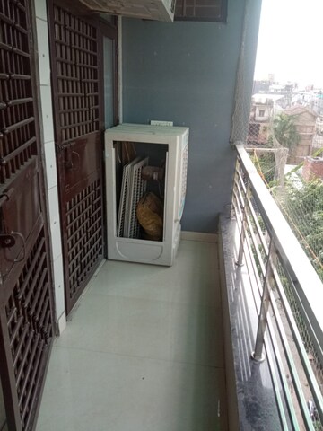Balcony in 3 BHK Builder Floor at Dwarka Mor – for Rent