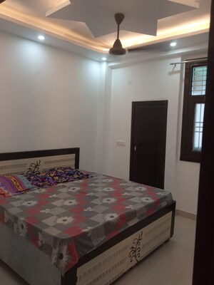 Bedroom in 3 BHK Builder Floor at Dwarka Mor – for Rent