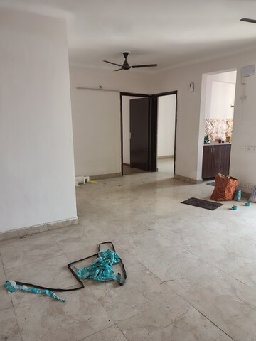 Furnished Amenities in 2.5 BHK Apartment at Amrapali Leisure Park, Amrapali Leisure Valley – for Rent