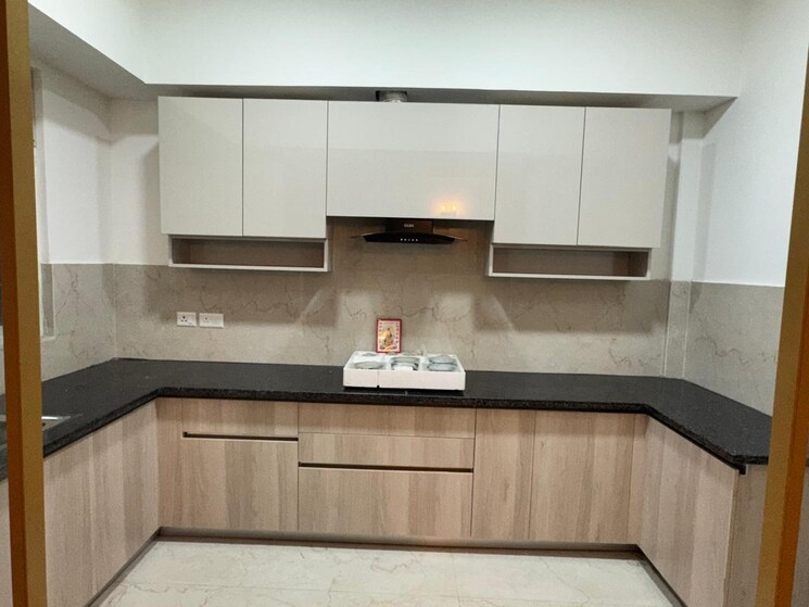 Kitchen, smart-world-orchard 3 Bedroom 1680 Sq.Ft. Apartment In Sector 61 Gurgaon 9318167