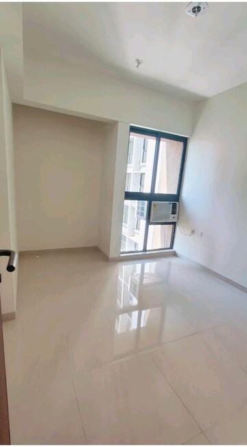 Room in 1 BHK Apartment at Lodha Crown Quality Homes, Majiwada – for Rent