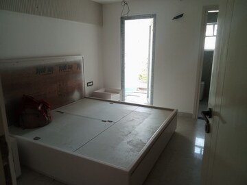 Bedroom in 3 BHK Apartment at Raja Park – for Rent