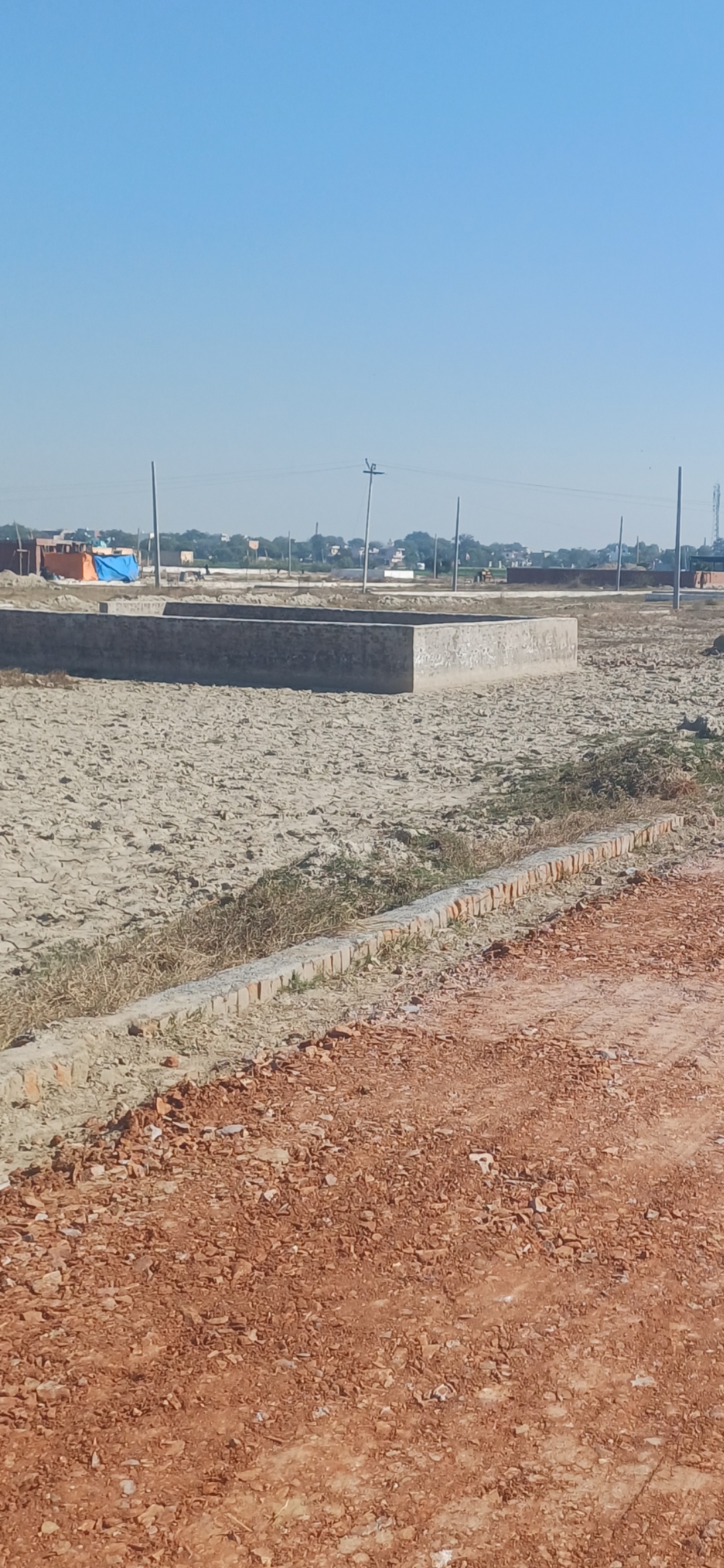 Plot For Sale in Jewar