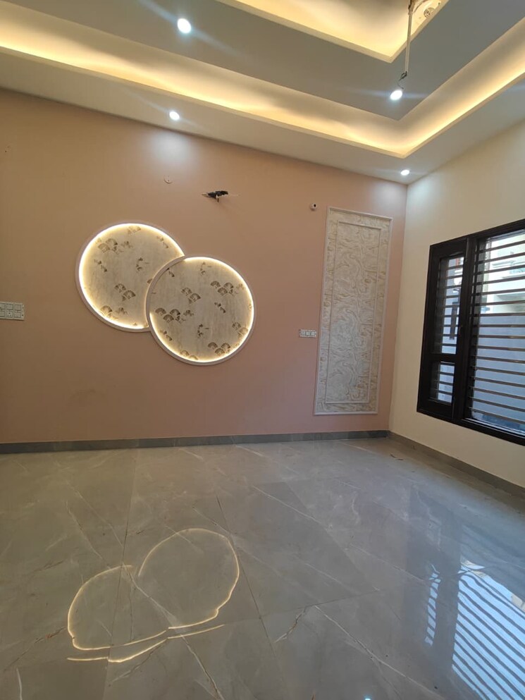 Bedroom, sector 123 4 Bedroom 108 Sq.Yd. Villa In Sector 123 Mohali 9318444