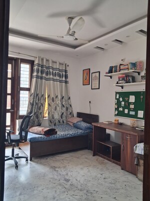 Bedroom in 3.5 BHK Builder Floor at Sector 31 – for Rent