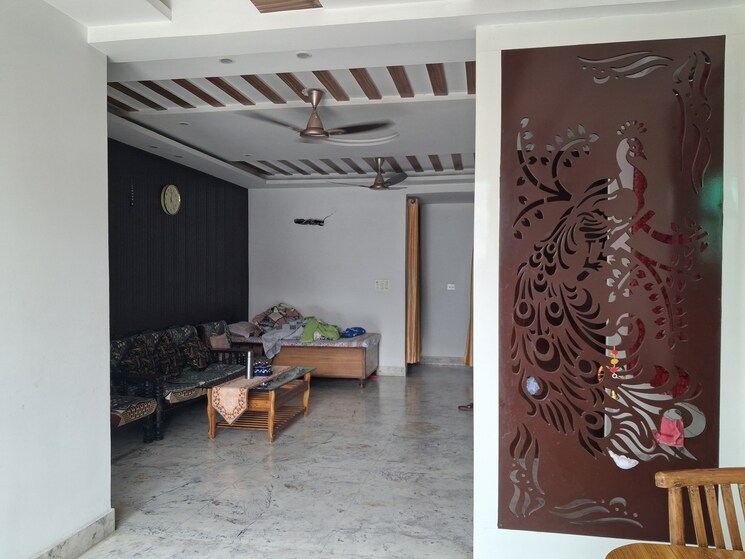 Master Bedroom, sector 31 3.5 Bedroom 2250 Sq.Ft. Builder Floor In Sector 31 Faridabad 9318461
