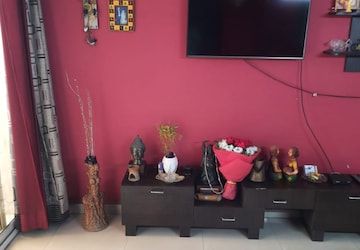 Living Room in 2 BHK Independent House at RWA Apartments Sector 51, Sector 51 – for Rent