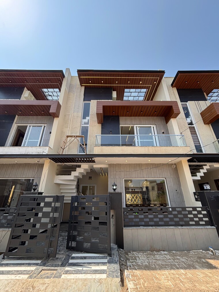 Exterior View, sector 124 4 Bedroom 118 Sq.Yd. Independent House In Sector 124 Mohali 9318526