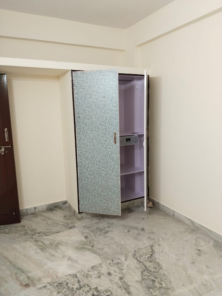 Room, btm layout 1 Bedroom 600 Sq.Ft. Builder Floor In Btm Layout Bangalore 9318516