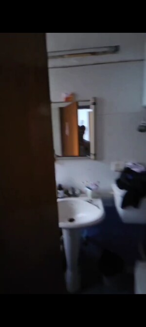 Furnished Amenities in 3 BHK Apartment at AVS Orchard, Sector 77 – for Rent